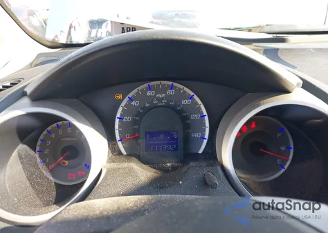 2013 Honda Fit z USA, uszkodzony, nr VIN JHMGE8H37DC064584